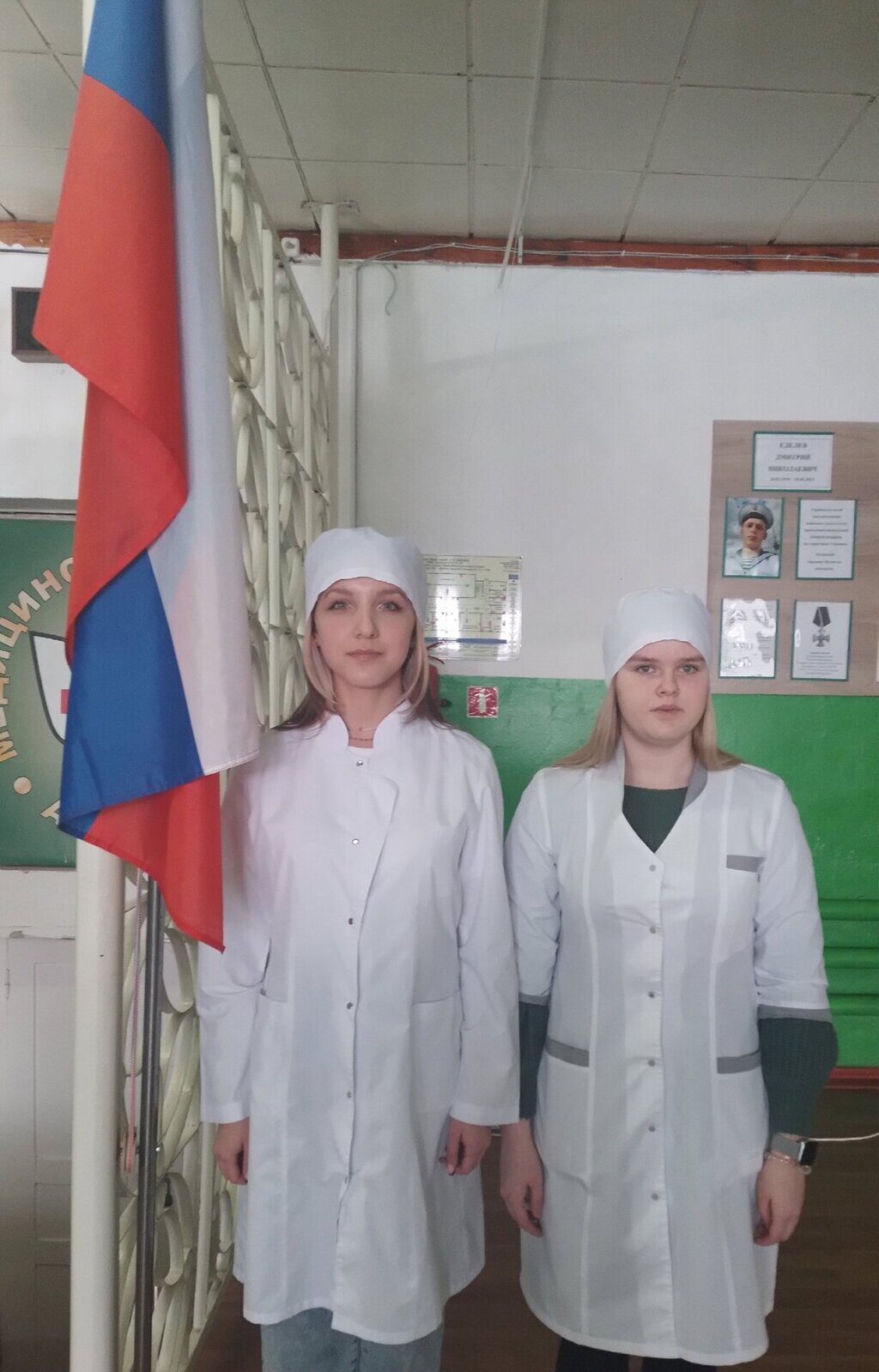 tablichka-po-bezopasnosti-ostorojzno-sosulki